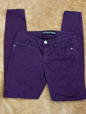 Express Stella Women's size 4 low rise Purple legging style Skinny Jeans